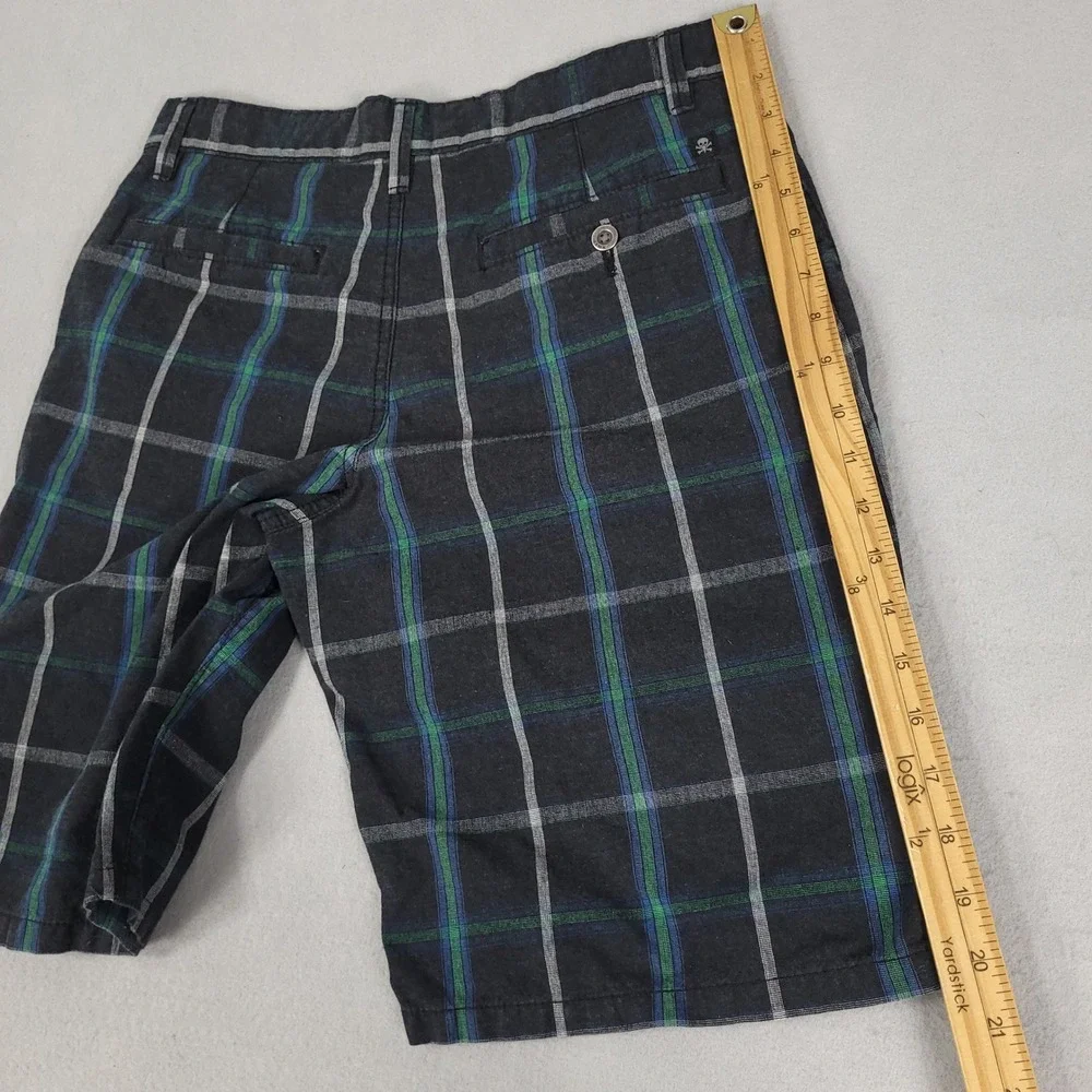 Tony Hawk Shorts Men's 30 Gray Black Plaid Casual Regular Fit Cotton Blend Chino